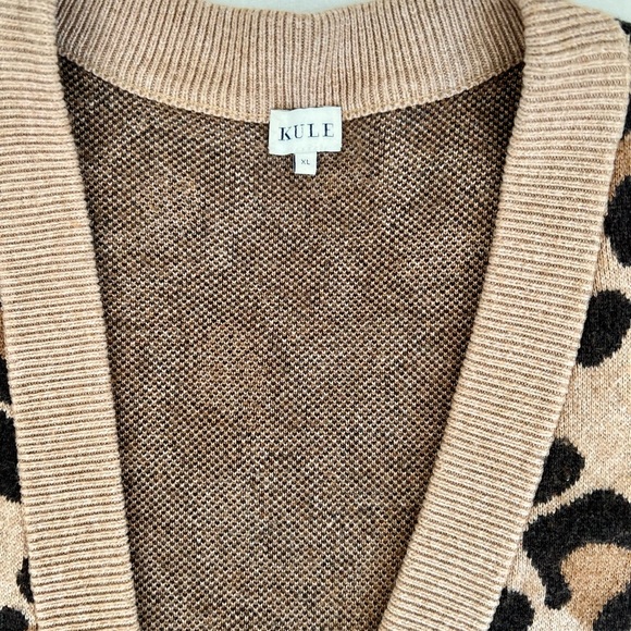Pristine Kule Animal Print v-neck Cardigan XL - Picture 10 of 14